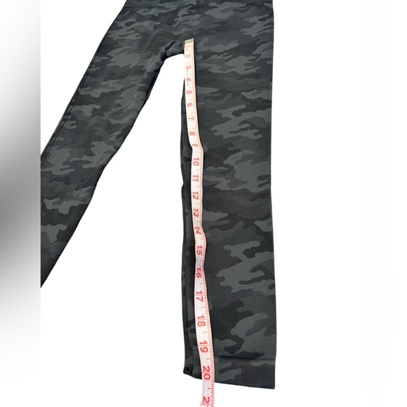 SPANX women’s Look At Me Now heather camo grey leggings size SMALL pull-on - Picture 5 of 8